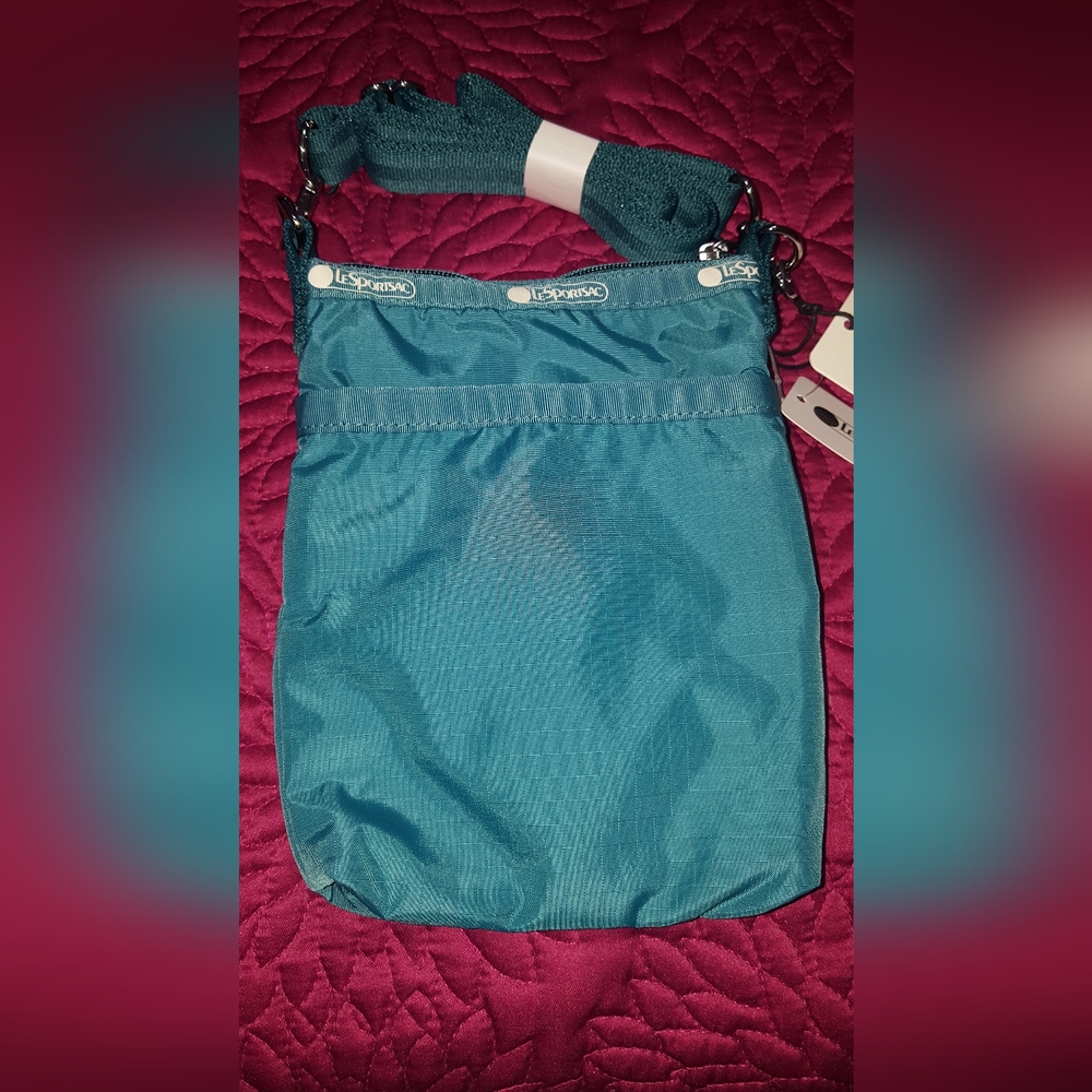 Lesportsac 3 zip crossbody handbag - Picture 2 of 3